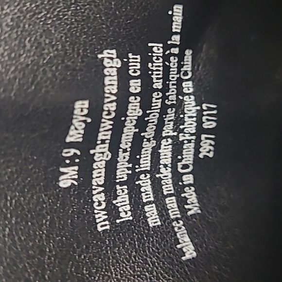 Nine West,  black leather boots with gold buckle. - Picture 6 of 6